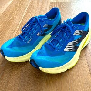 New Balance Rebel Fuel Cell -Size 11.5